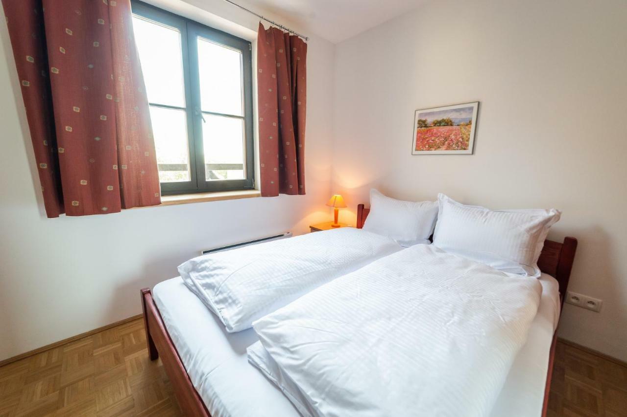 Apartamenty Kasztanowa มิโคไวกี ภายนอก รูปภาพ
